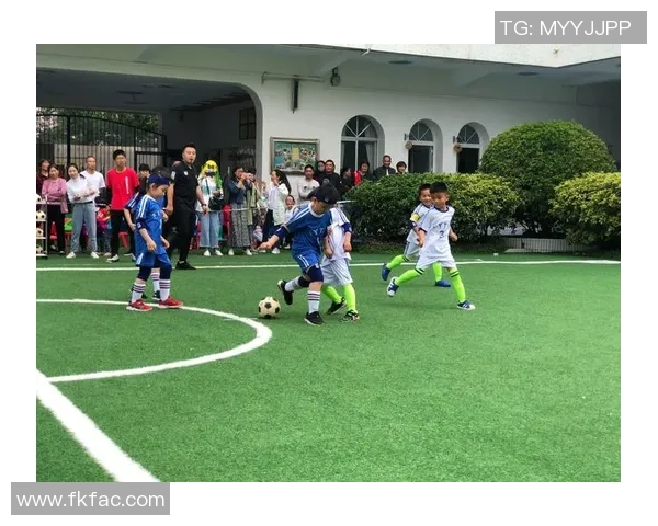 追逐足球梦中的梦幻旅程与成长蜕变的故事